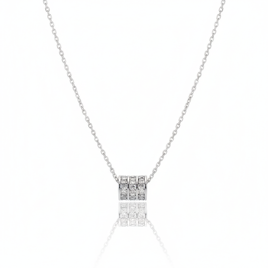 Sparkling triple ring barrel necklace
